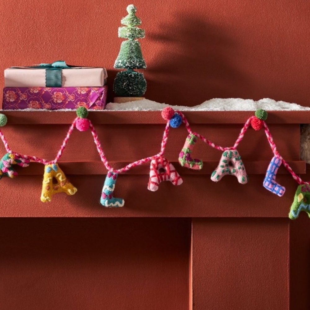 Anthropologie Christmas Holly Garland NWT
